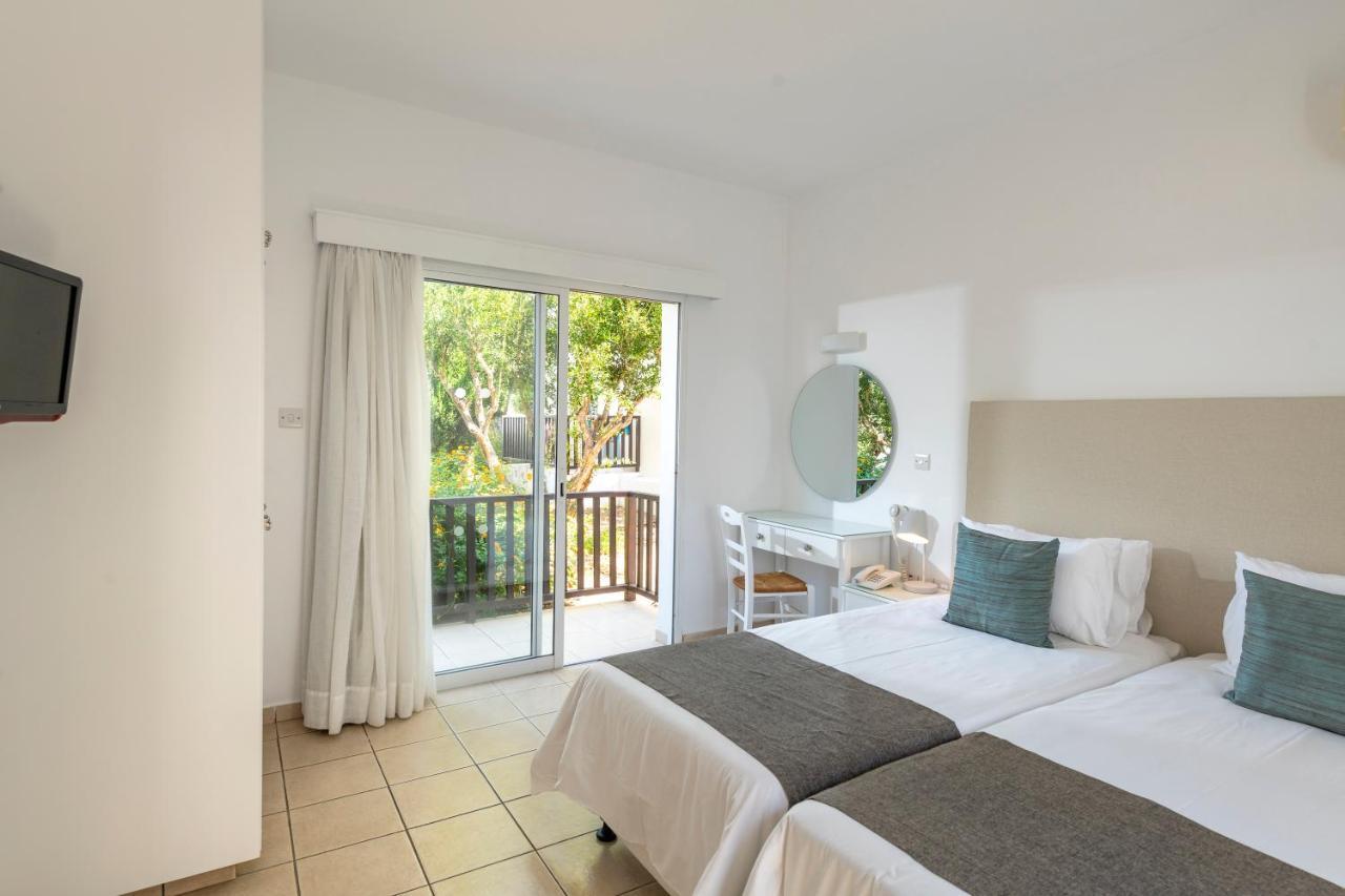 Akti Beach Hotel & Village Resort Klorakas Ngoại thất bức ảnh