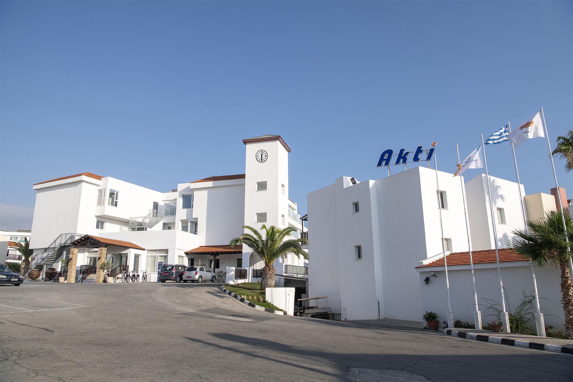 Akti Beach Hotel & Village Resort Klorakas Ngoại thất bức ảnh