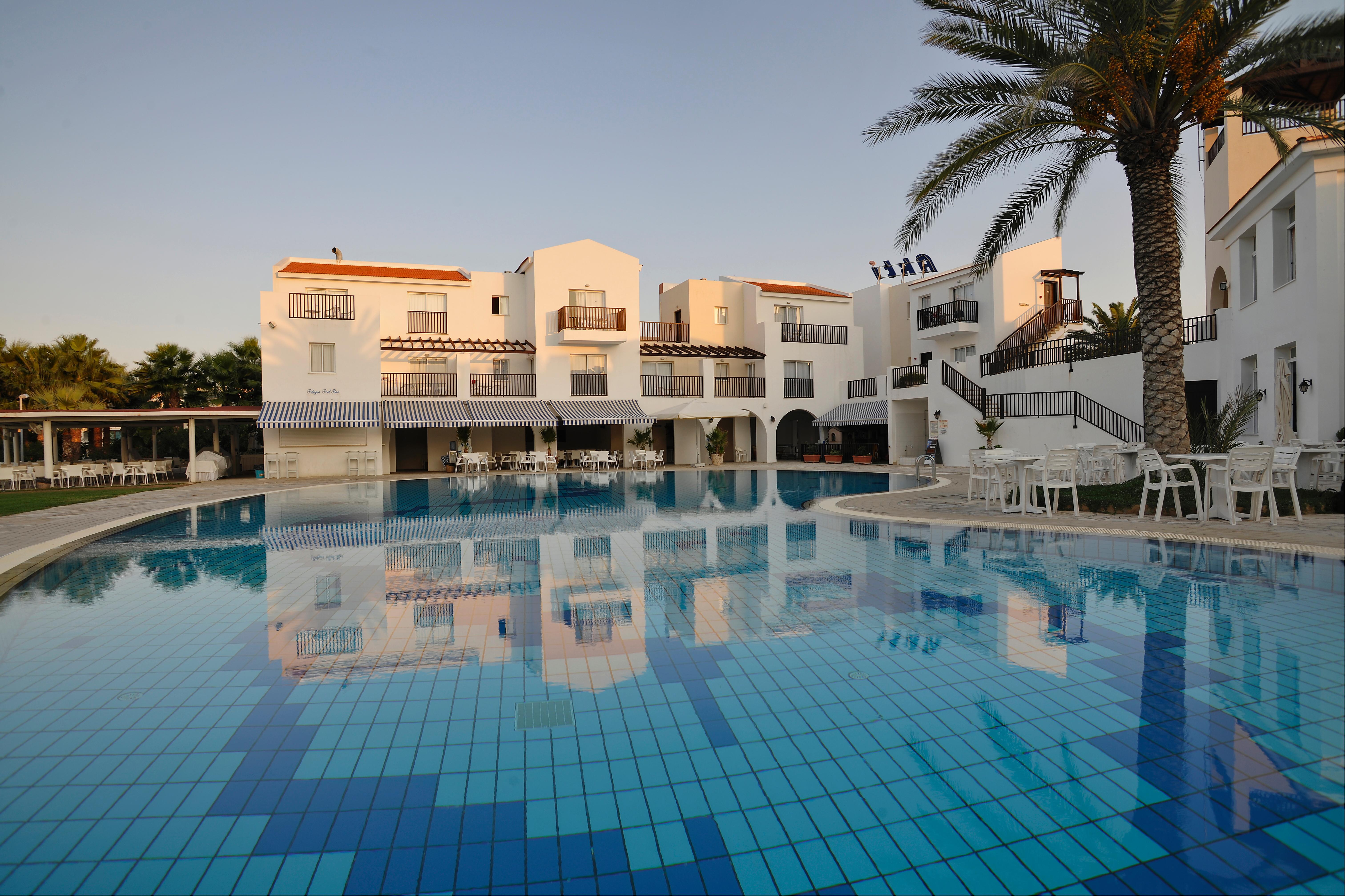 Akti Beach Hotel & Village Resort Klorakas Ngoại thất bức ảnh