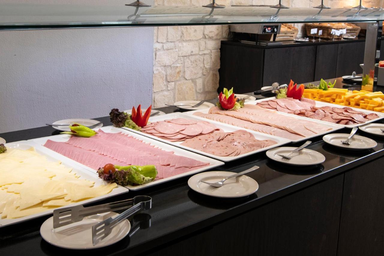 Akti Beach Hotel & Village Resort Klorakas Ngoại thất bức ảnh